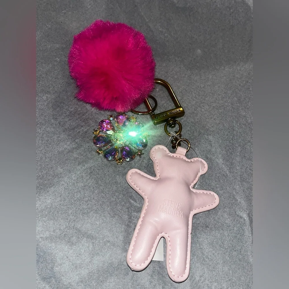 Steve Madden Pink Bear / Pom Pom Bling Bag Charm NWT - Picture 12 of 15